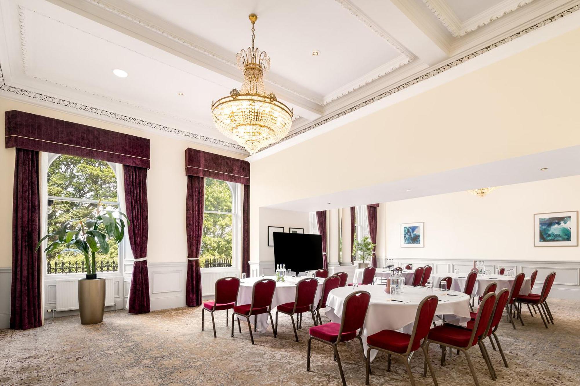 Voco Edinburgh - Royal Terrace, An Ihg Hotel Экстерьер фото